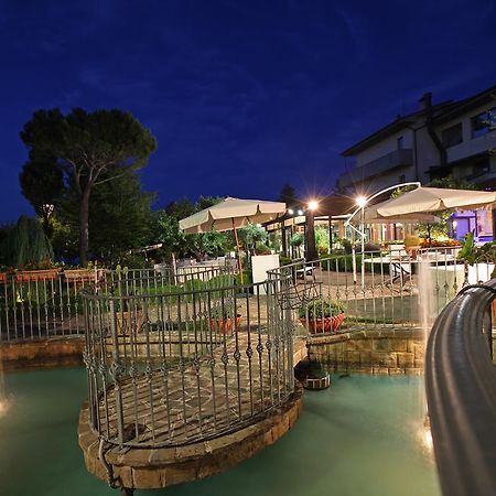 Hotel Tetto Delle Marche - Ristorante Dei Conti Cingoli Luaran gambar