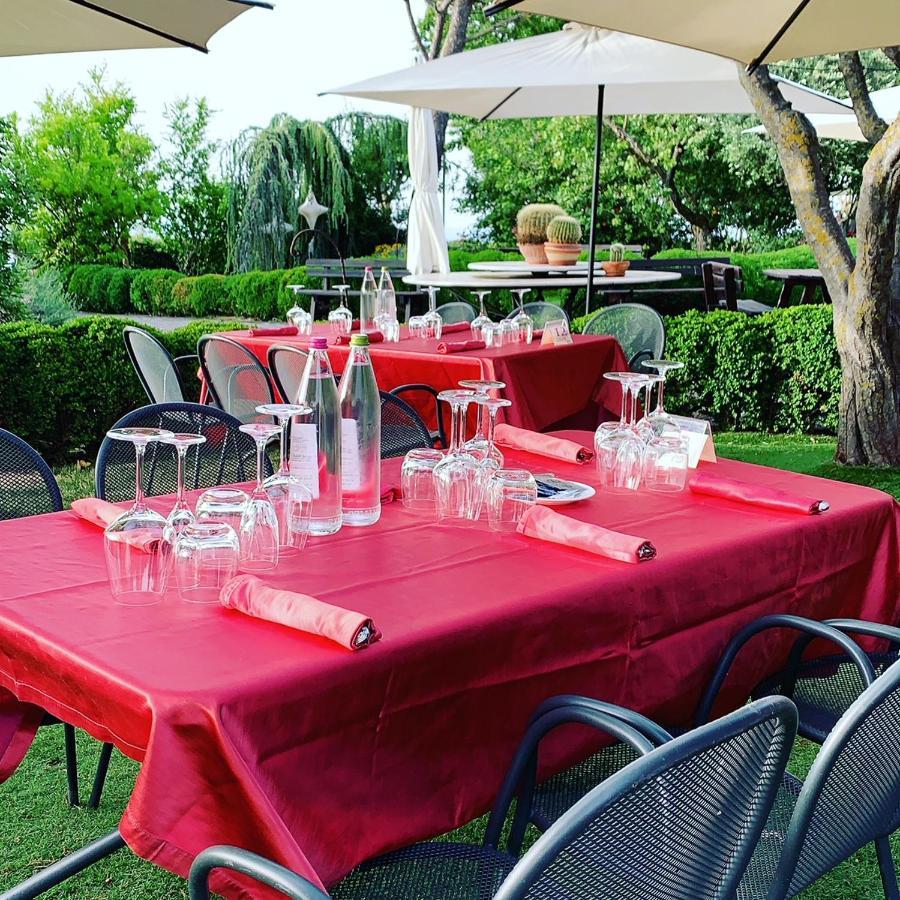 Hotel Tetto Delle Marche - Ristorante Dei Conti Cingoli Luaran gambar