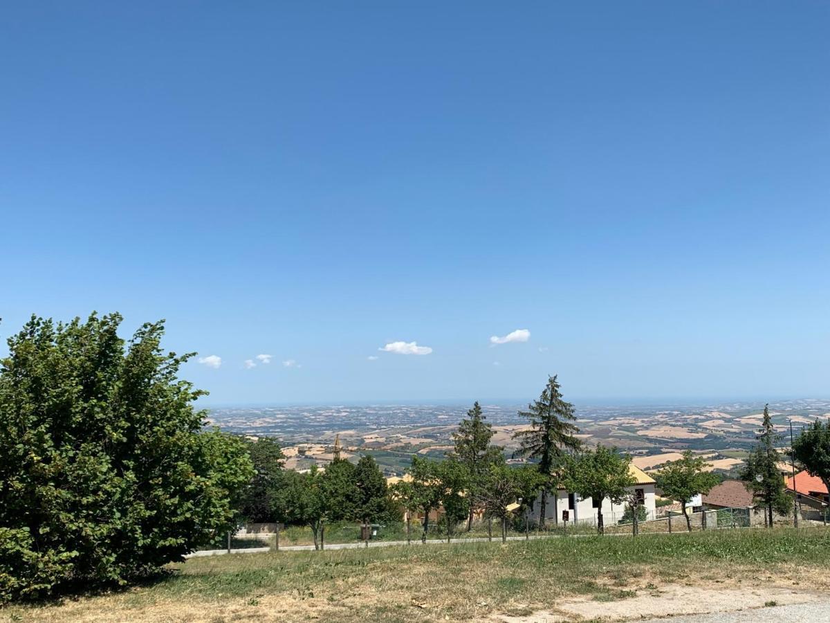 Hotel Tetto Delle Marche - Ristorante Dei Conti Cingoli Luaran gambar