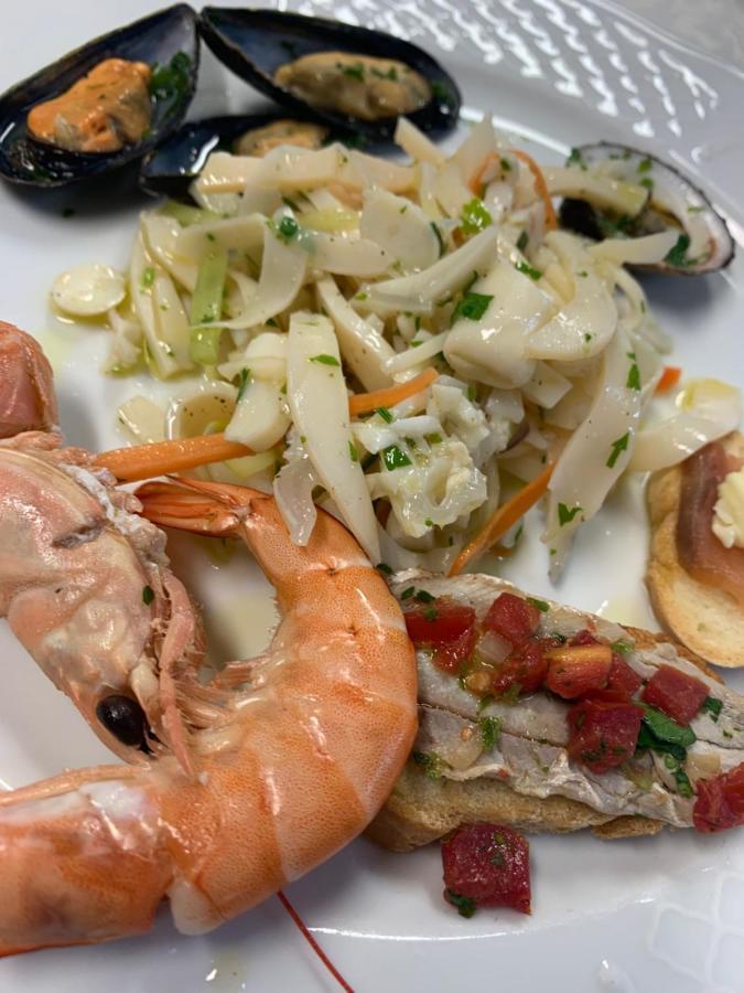 Hotel Tetto Delle Marche - Ristorante Dei Conti Cingoli Luaran gambar
