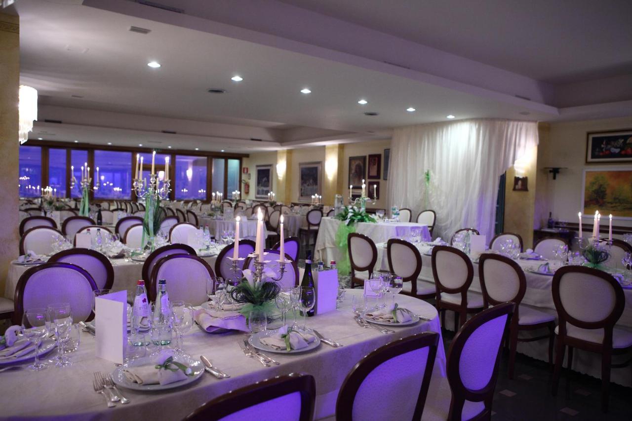 Hotel Tetto Delle Marche - Ristorante Dei Conti Cingoli Luaran gambar